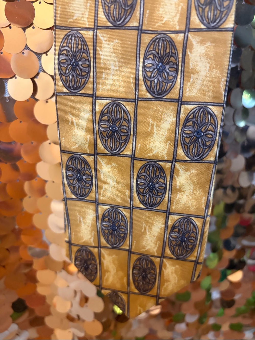 bill blass Gold and Navy Medallion Decorative Ribbon